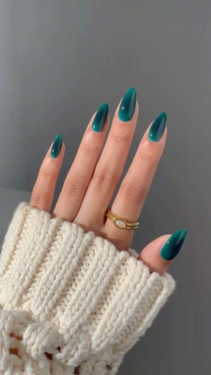 لاک ناخن ژل آیس سبز