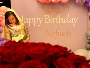 تولد نفیسه روشن