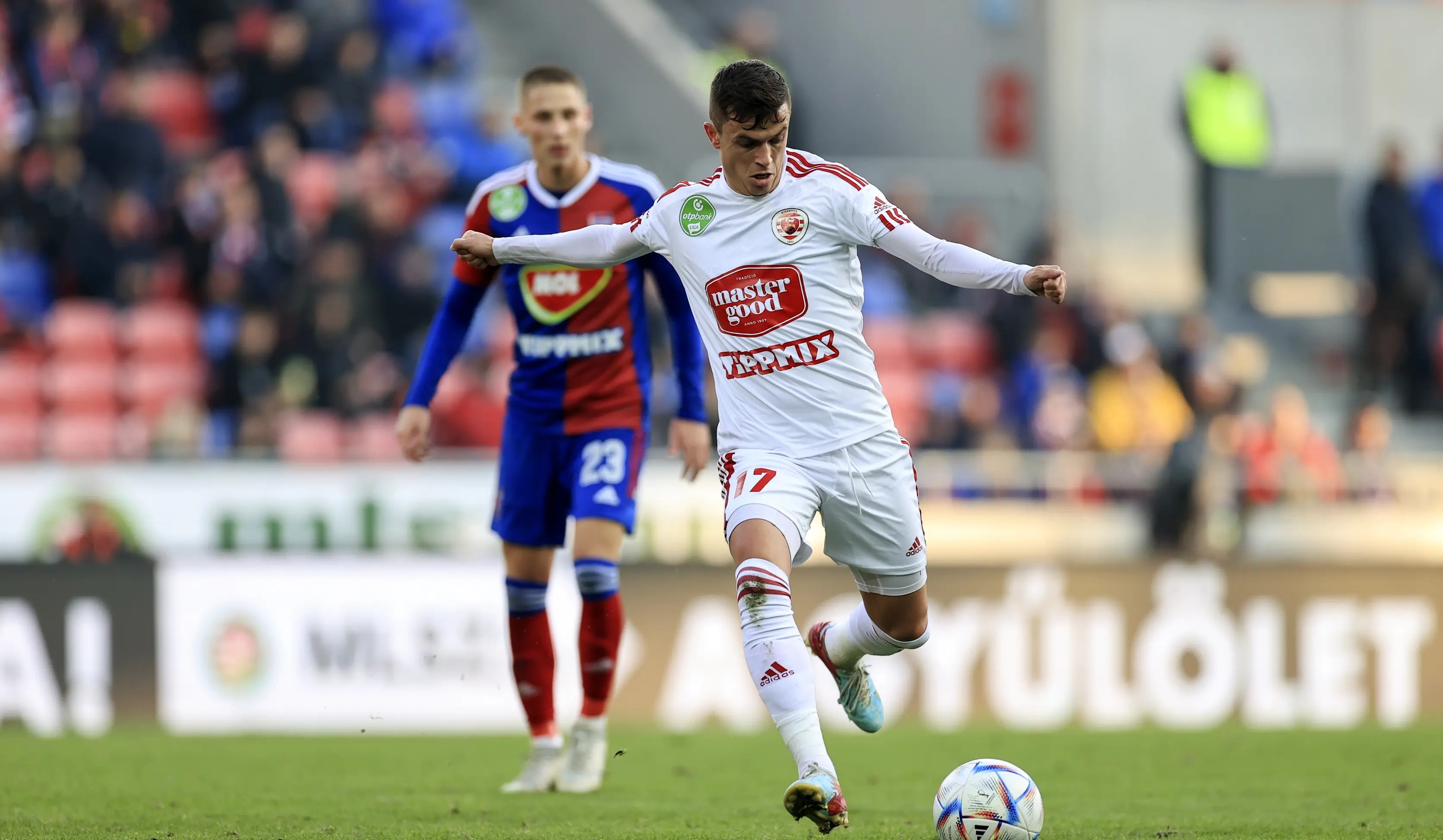 سبک بازی یاسر آسانی