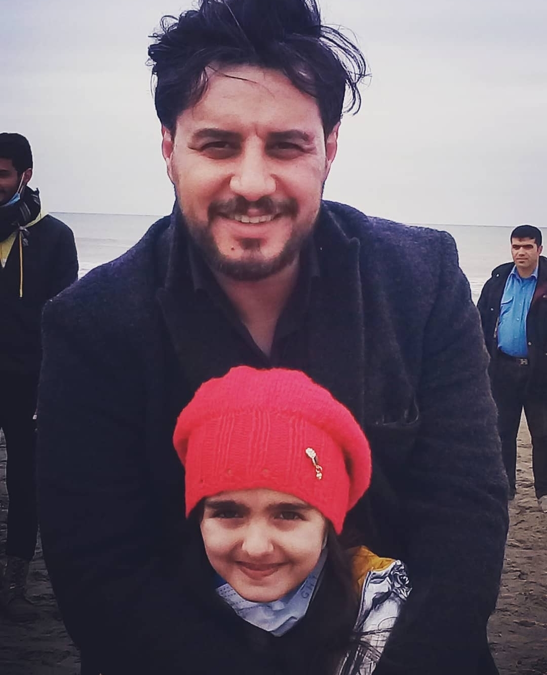 نیوشا علیپور در زخم کاری