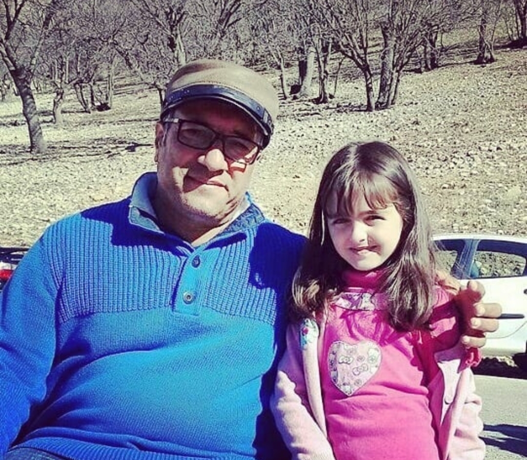 نیوشا علیپور در قصر شیرین