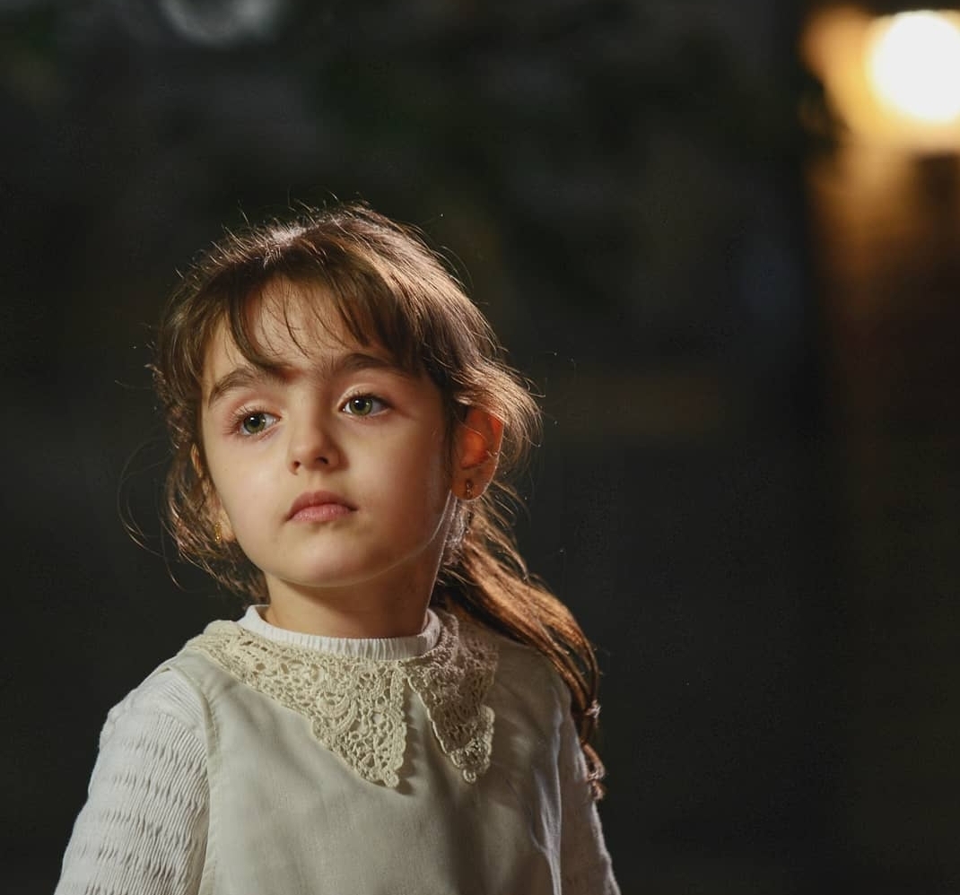 نیوشا علیپور مومو بچه مهندس