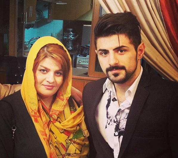 نیما عالمیان و مادرش