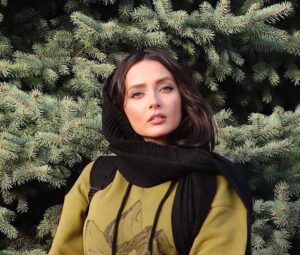 بیوگرافی نورا محقق