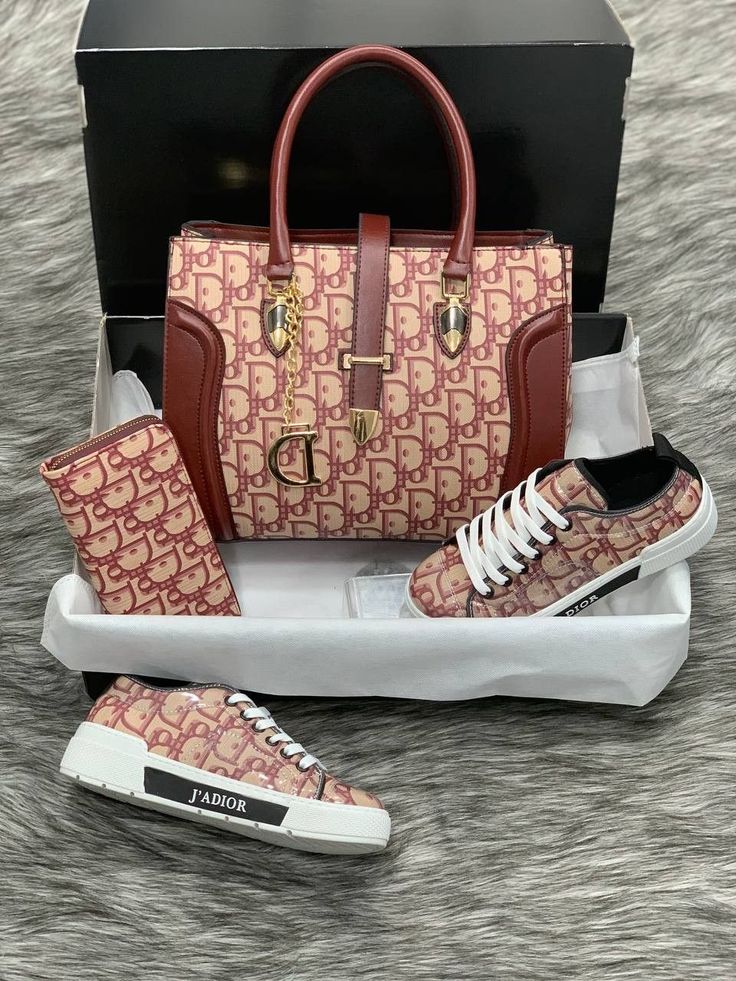 ست کیف و کتونی برند