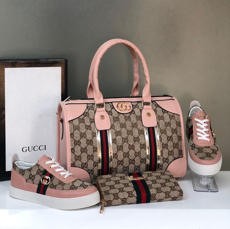 ست کیف و کتونی برند