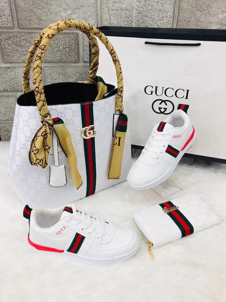 ست کیف و کتونی برند