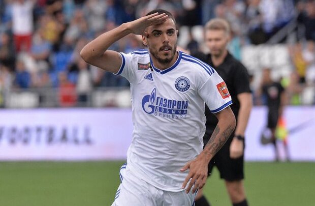 ریکاردو آلوز استقلال