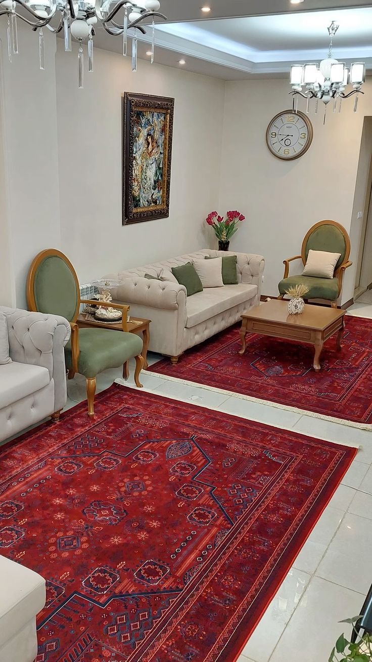دکوراسیون داخلی شیک با فرش قرمز