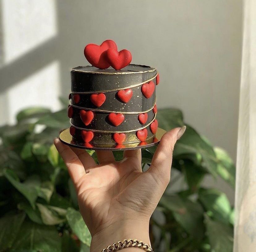 جشن تولد همسر مدل کیک تولد مردانه عاشقانه