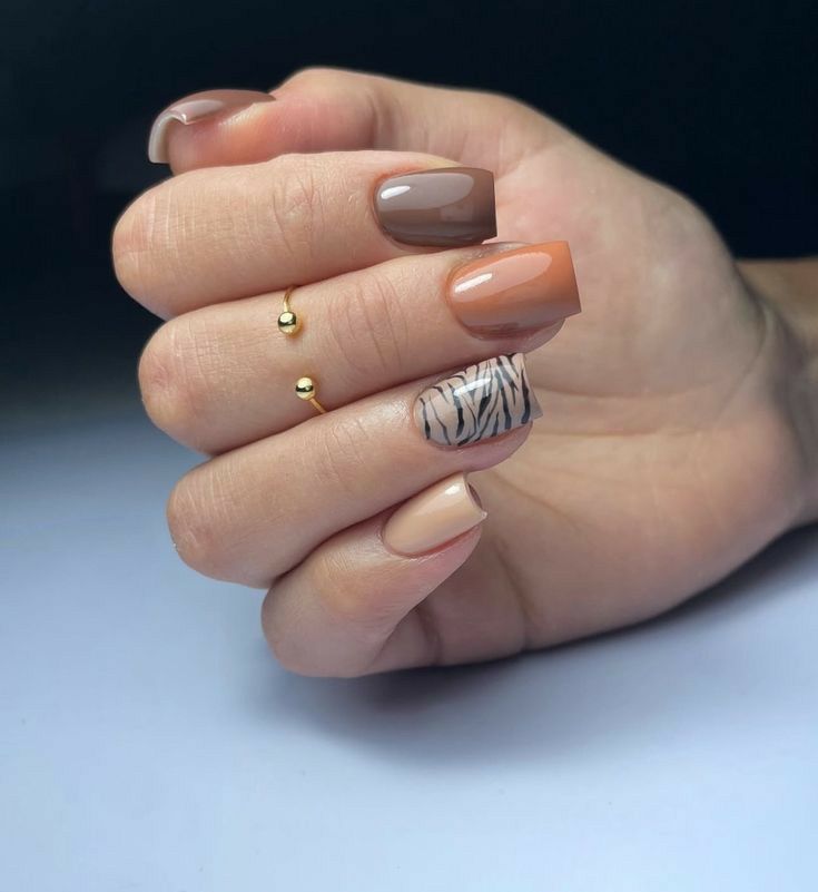 طراحی لاک ناخن قهوه ای شکلاتی