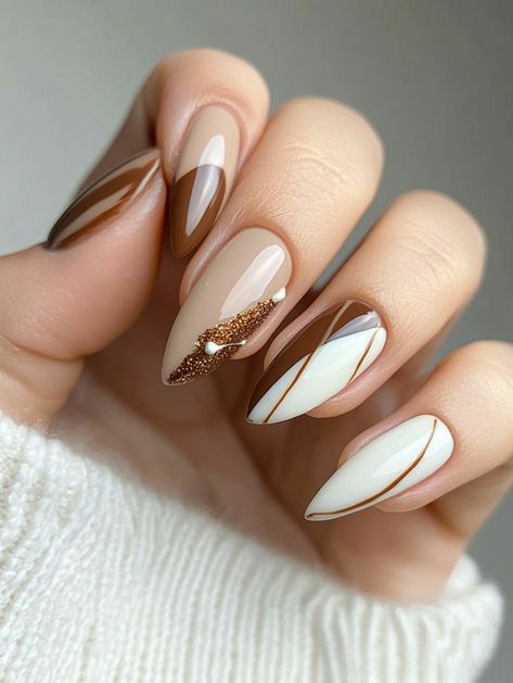 طراحی لاک ناخن قهوه ای شکلاتی