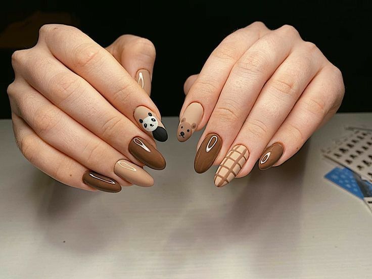 طراحی لاک ناخن قهوه ای شکلاتی