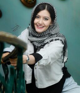 پردیس احمدیه بیوگرافی