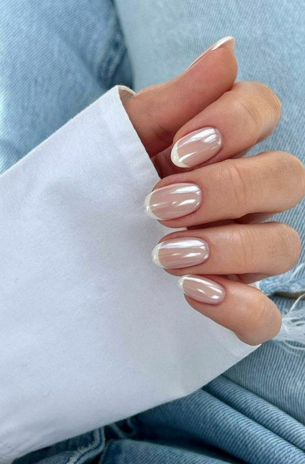 ناخن کروم سفید فرنچ کروم سفید