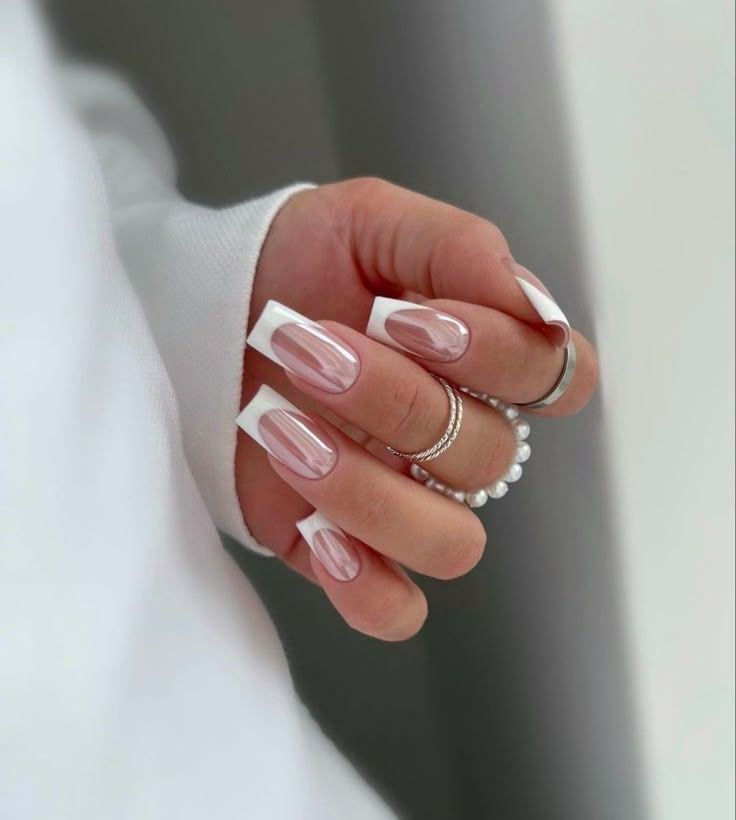 ناخن کروم سفید فرنچ کروم سفید