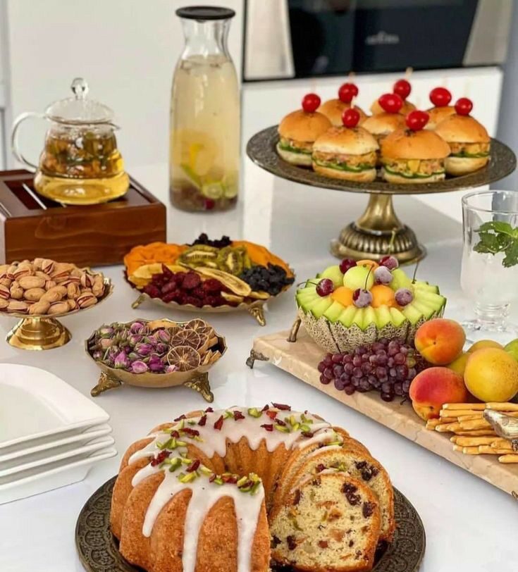 چیدمان میز مهمونی