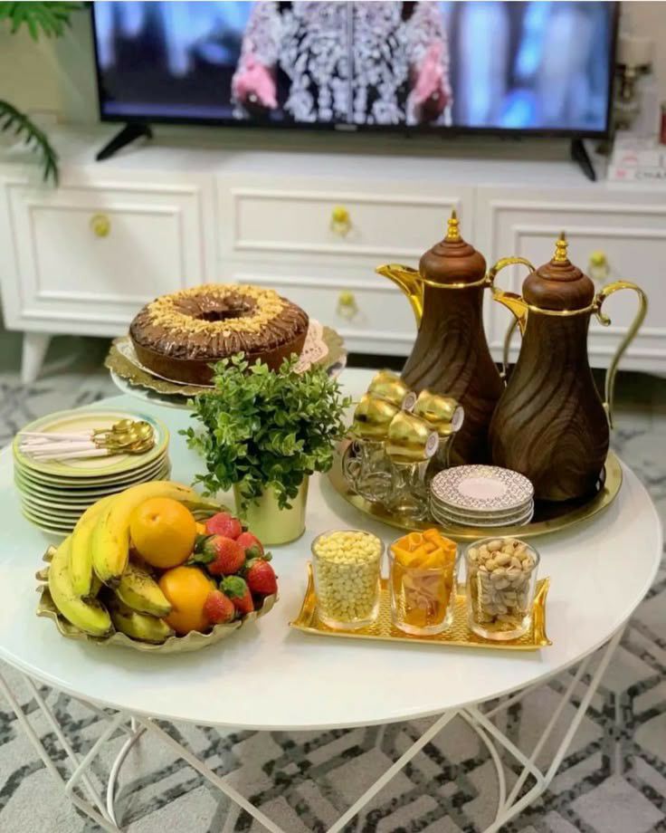 چیدمان میز پذیرایی از مهمان