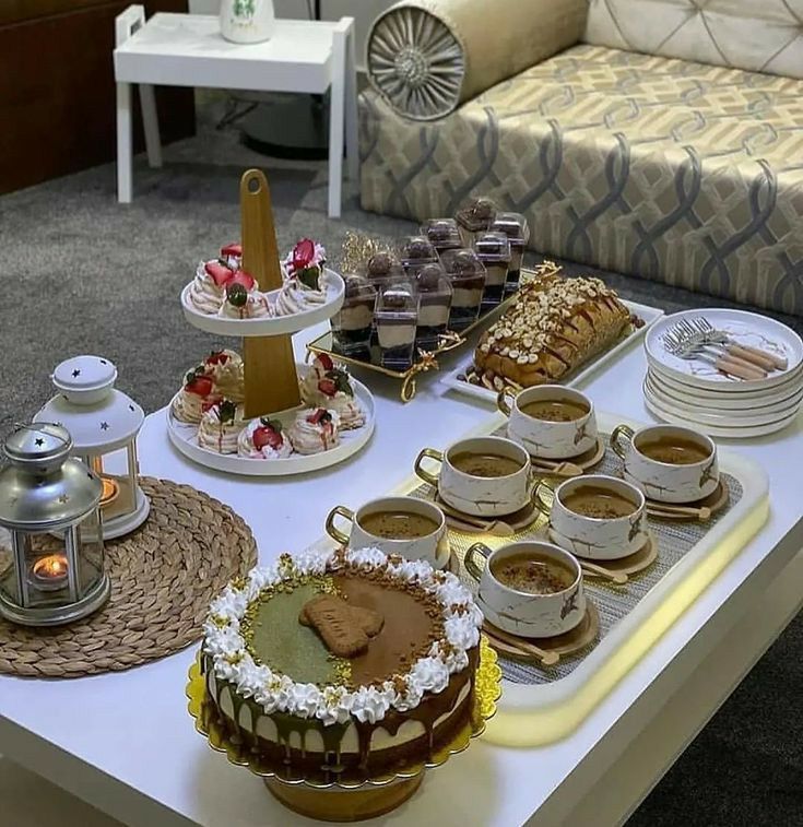 چیدمان میز پذیرایی از مهمان