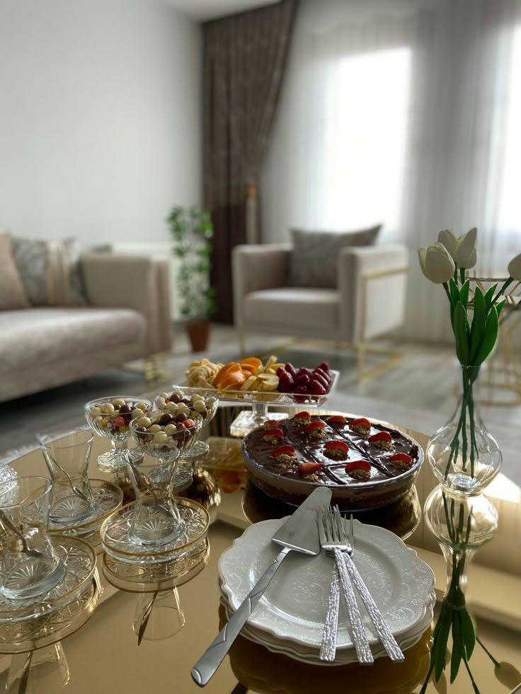 چیدمان میز پذیرایی از مهمان