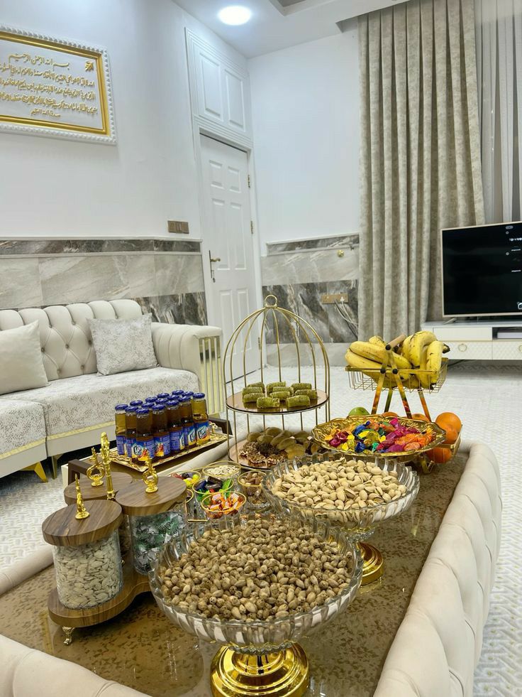 چیدمان میز پذیرایی از مهمان
