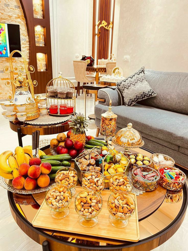 چیدمان میز پذیرایی از مهمان