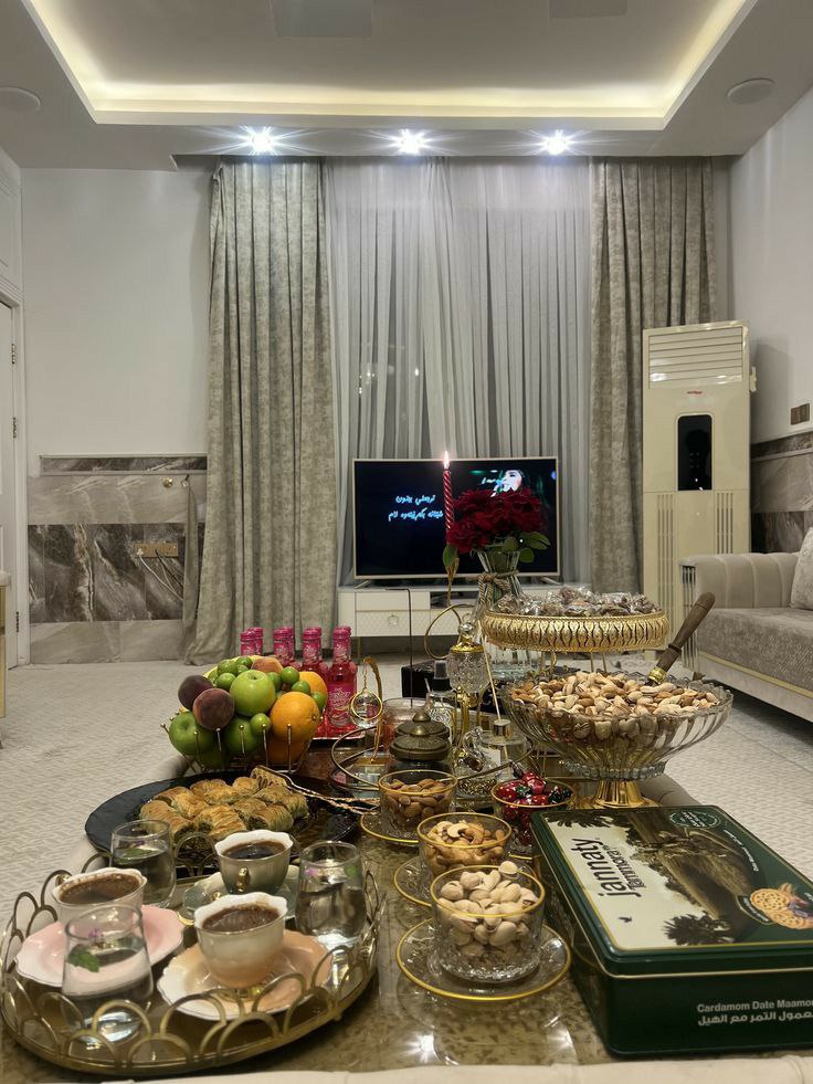چیدمان میز پذیرایی از مهمان