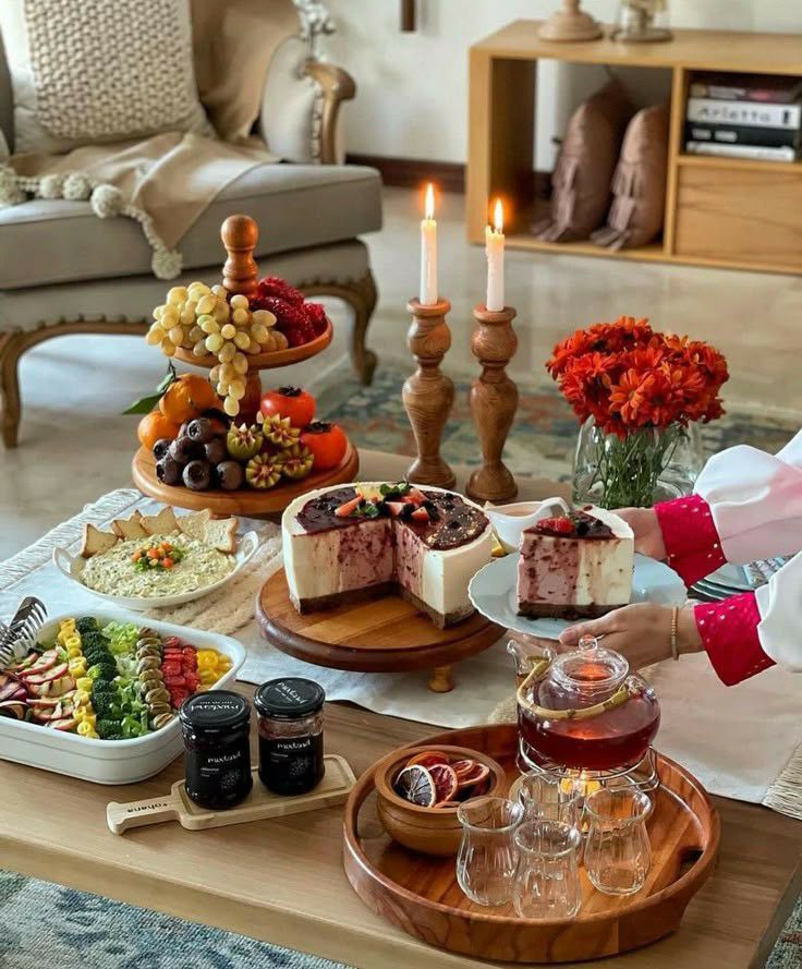 چیدمان میز پذیرایی از مهمان