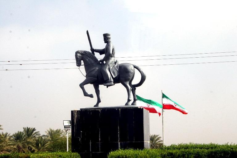 رئیسعلی دلواری 