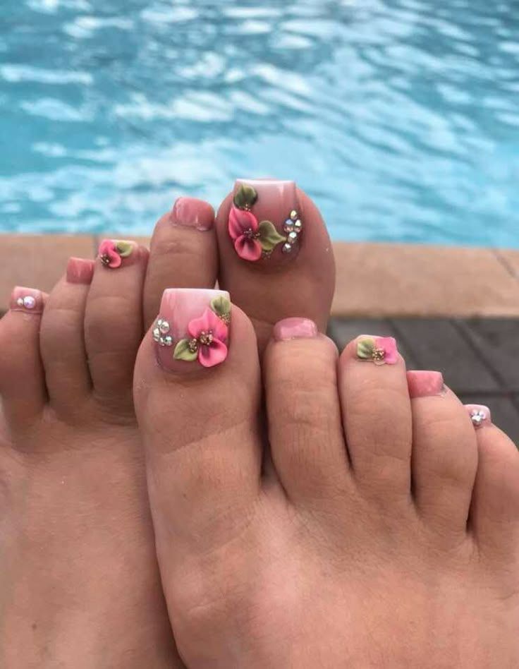 لاک ناخن پا سه بعدی