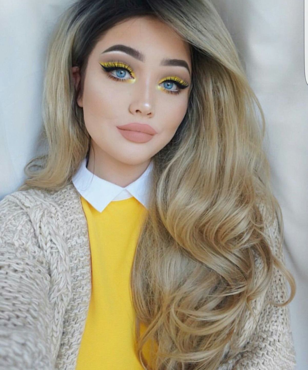 میکاپ رنگی فانتزی عروسکی با رنگهای پاستلی