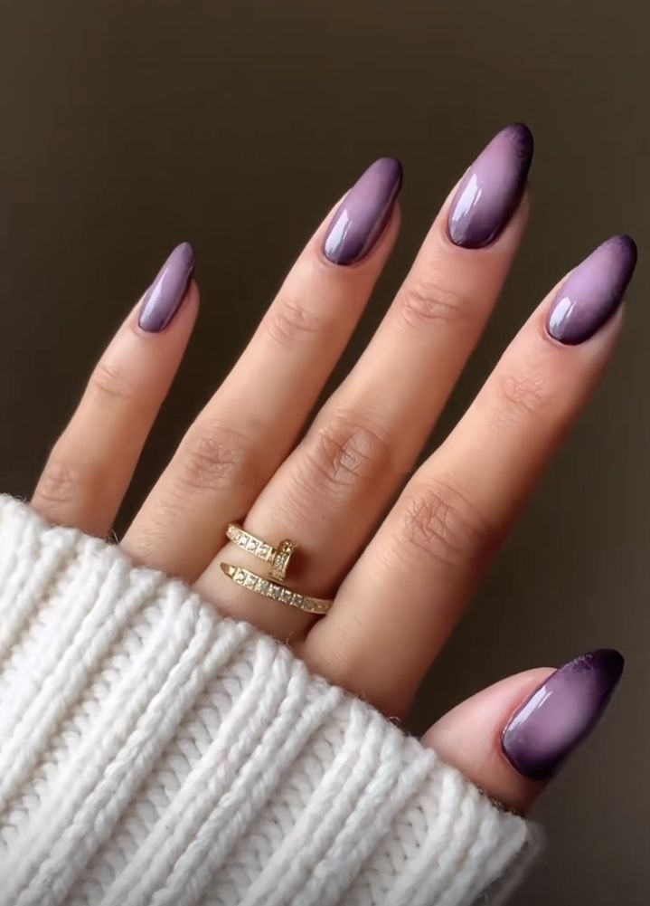 لاک ژل آیس بنفش
