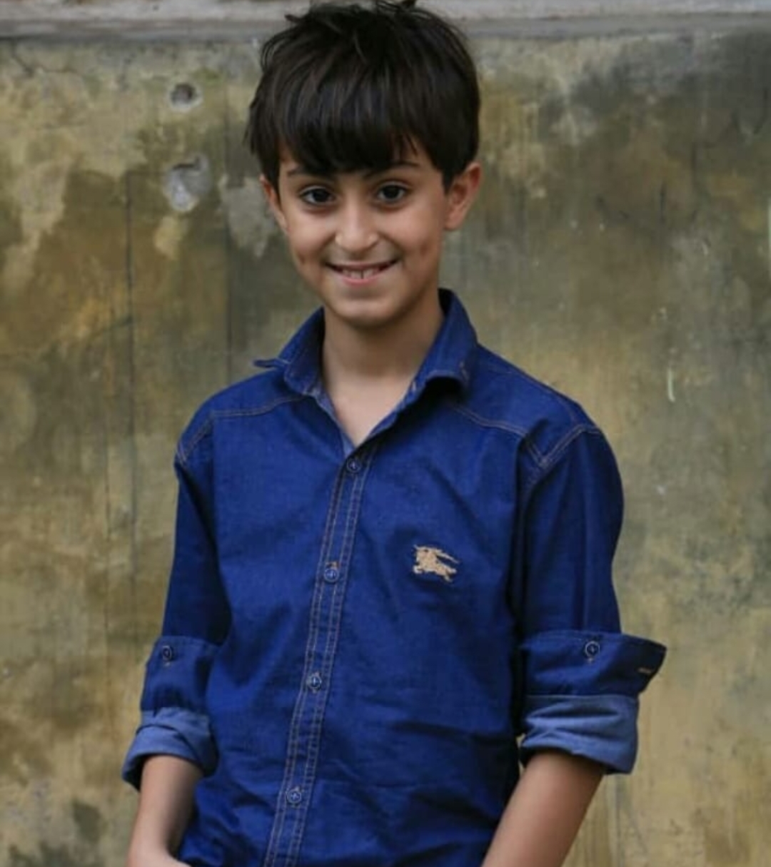 فرزند فهیمه مومنی