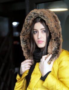 فهیمه مومنی هنرپیشه