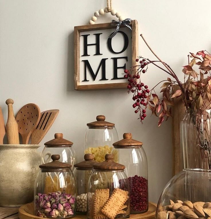 چیدمان روی کابینت آشپزخانه