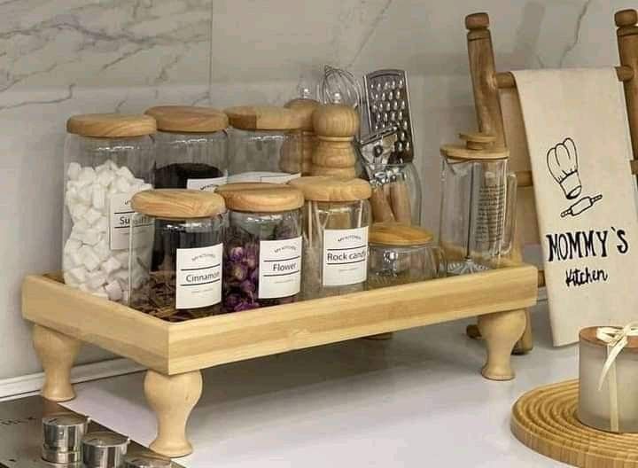 چیدمان روی کابینت آشپزخانه