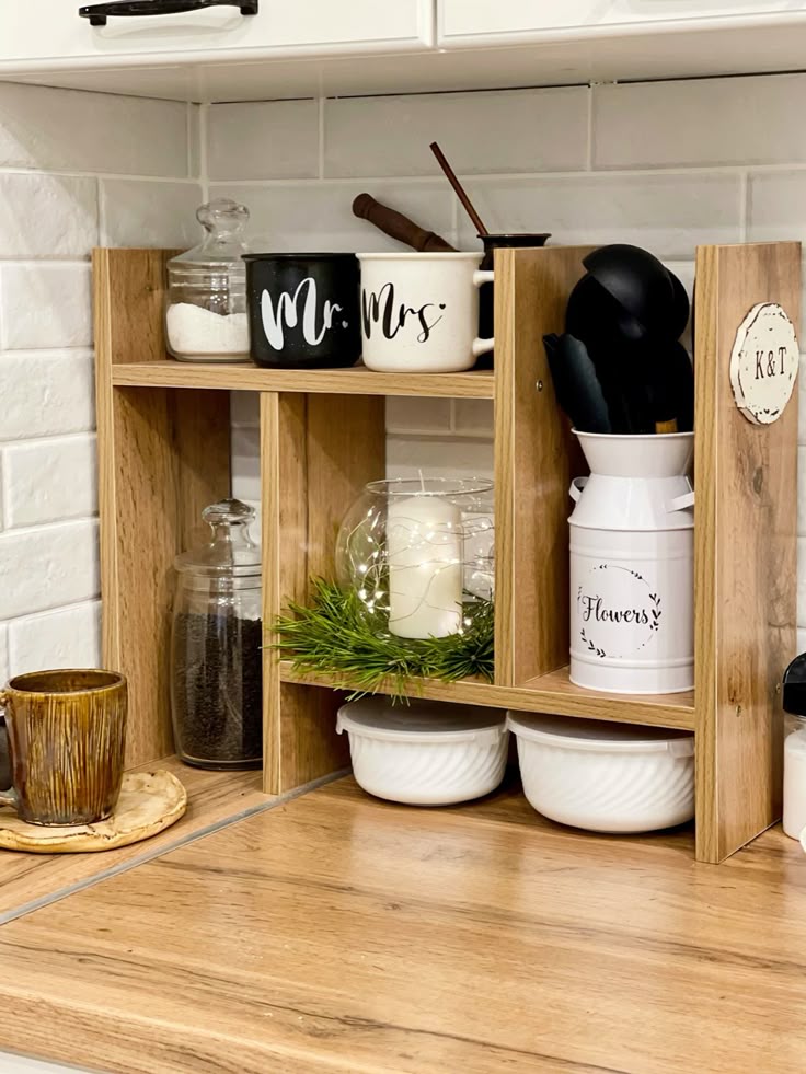 چیدمان روی کابینت آشپزخانه