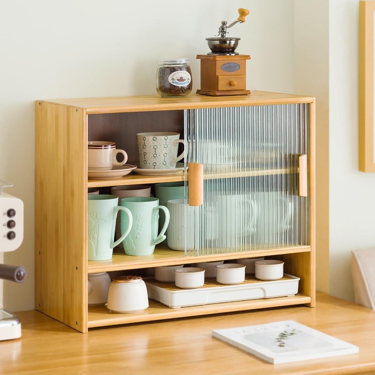 چیدمان روی کابینت آشپزخانه