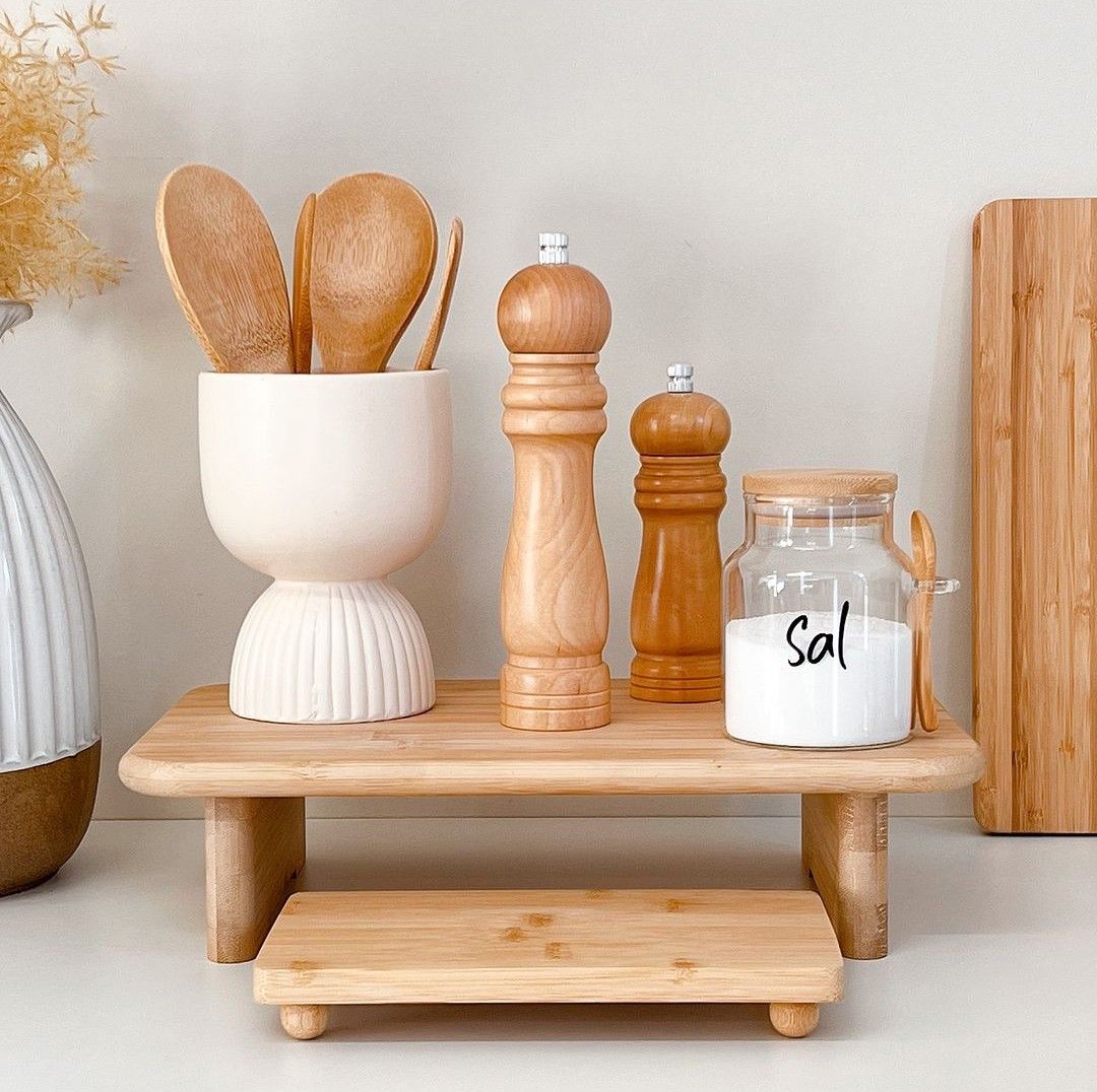 چیدمان روی کابینت آشپزخانه