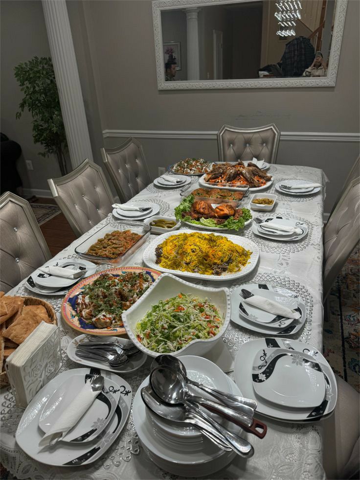 چیدمان  میز شام لاکچری