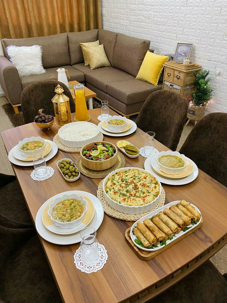 چیدمان  میز شام لاکچری