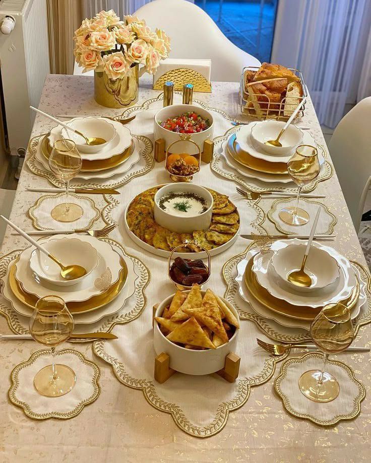 چیدمان  میز شام لاکچری