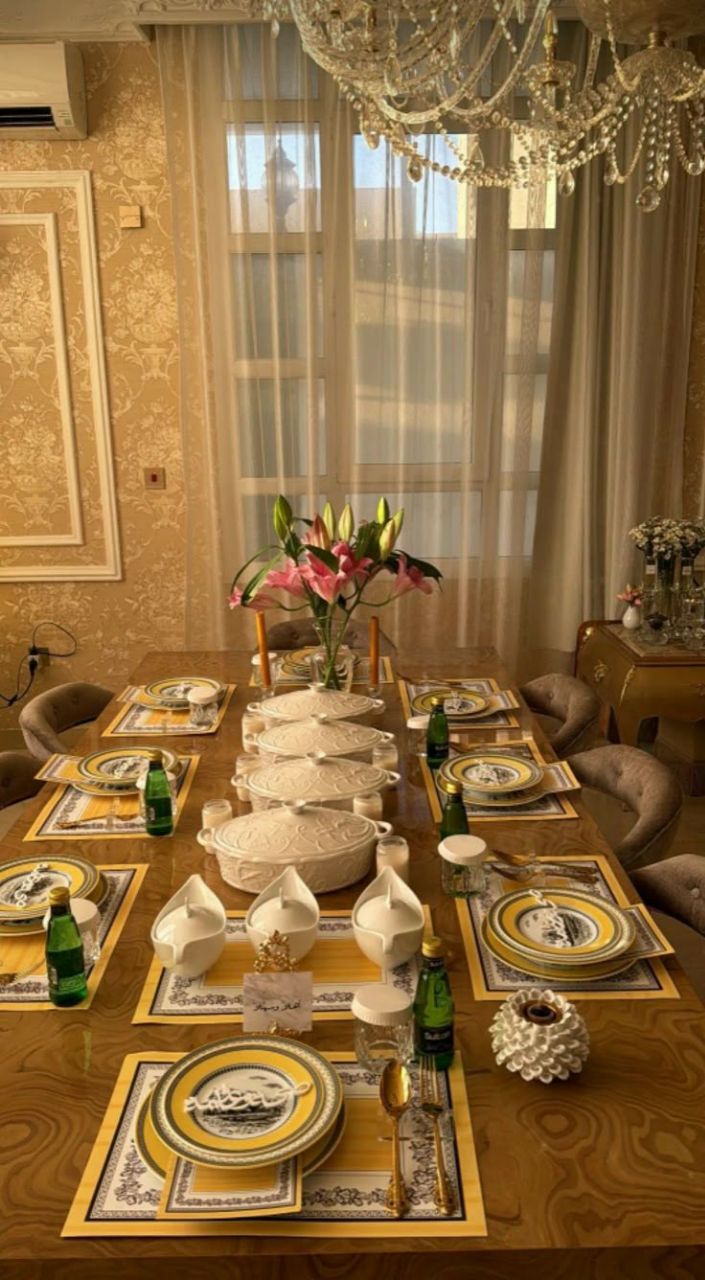 چیدمان  میز شام لاکچری