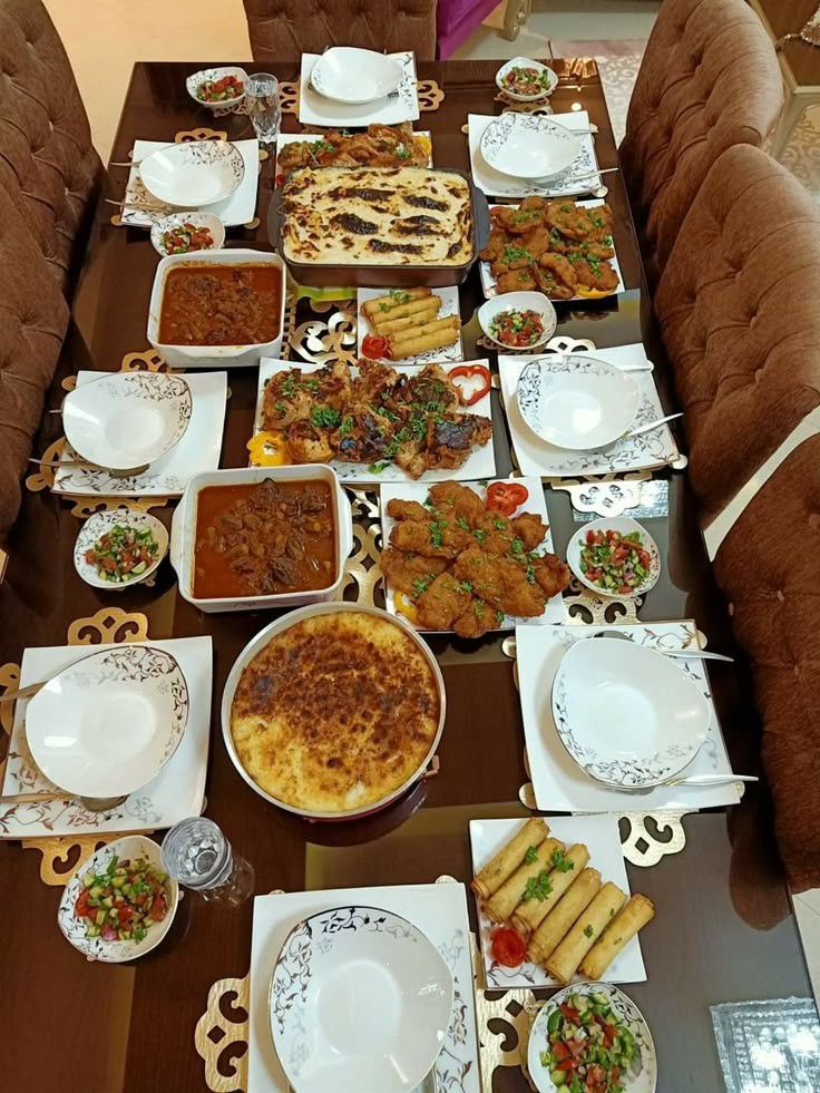 چیدمان  میز شام لاکچری