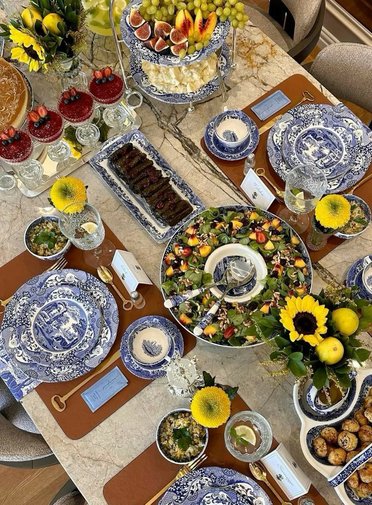 چیدمان  میز شام لاکچری