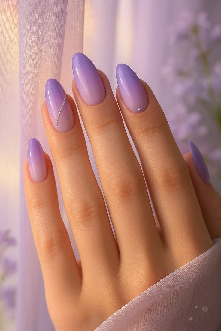 لاک ناخن آمبره بنفش