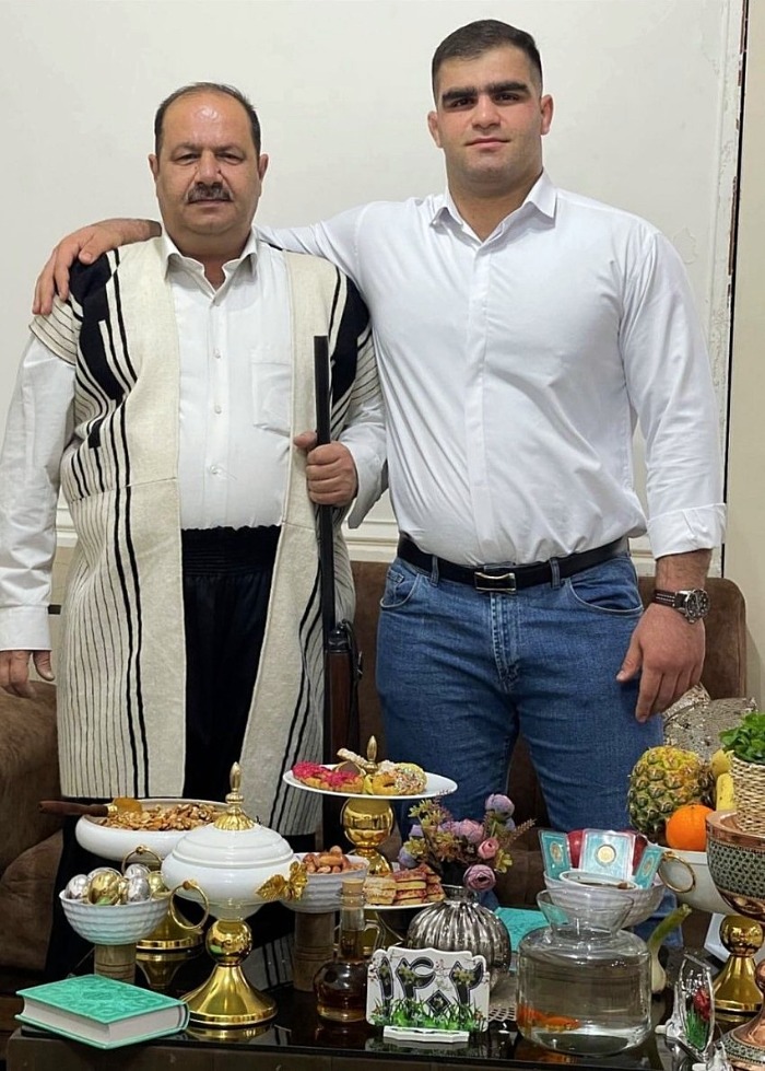 پدر امین میرزازاده 