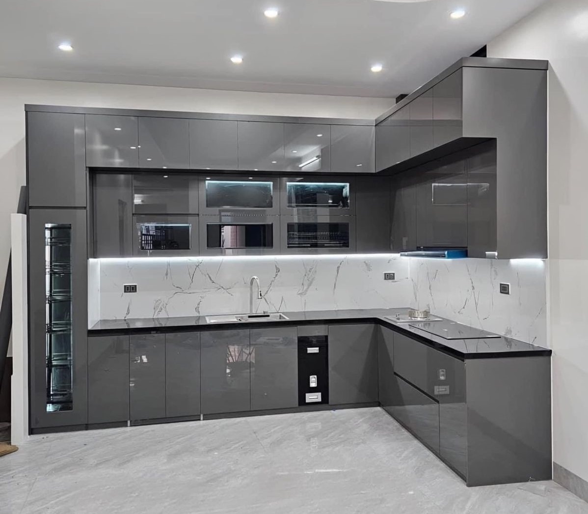 کابینت سفید طوسی