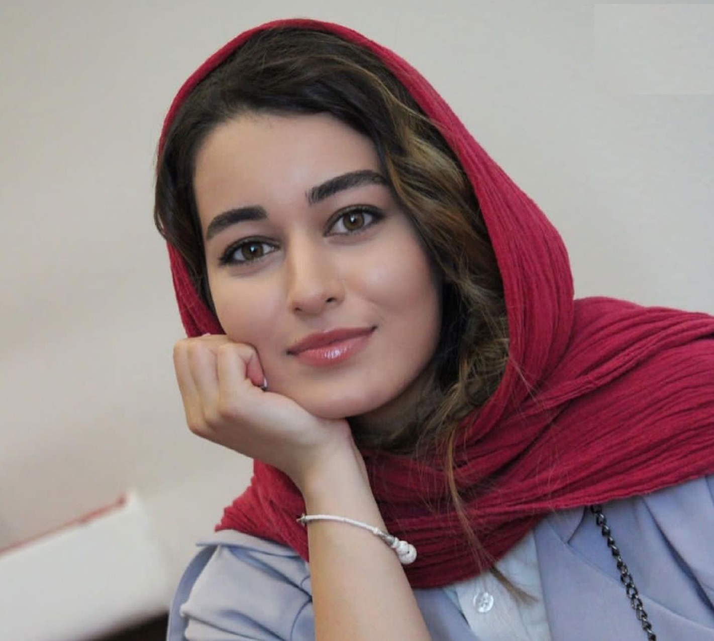 مه لقا مینوش زاد بازیگر