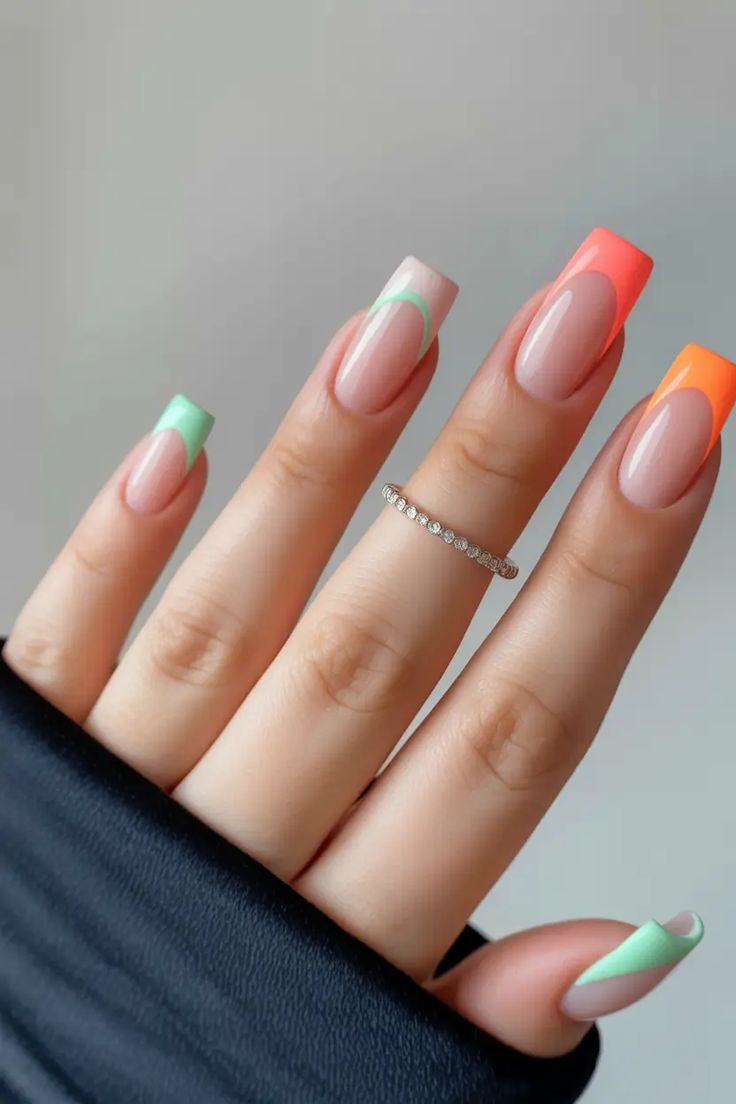 لاک ناخن فرنچ رنگی